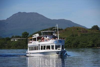Tour de un día al lago Lomond y Castillo de Stirling desde Edimbu