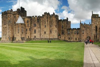 1 día de Alnwick Castle, Northumberland Coast y Scottish Borders