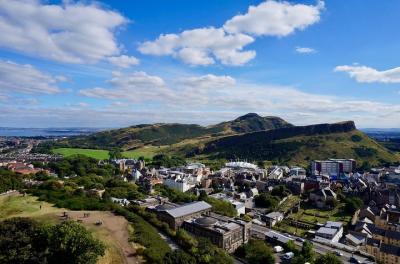 Recorridos por los paisajes de Edimburgo con guía local: privado  Recorridos por los paisajes de Edimburgo con guía local: privado
