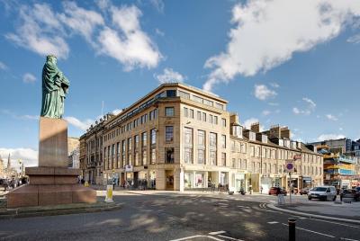 Tour privado de historia de la ciudad nueva de Edimburgo: la Aten Tour privado de historia de la ciudad nueva de Edimburgo: la Aten