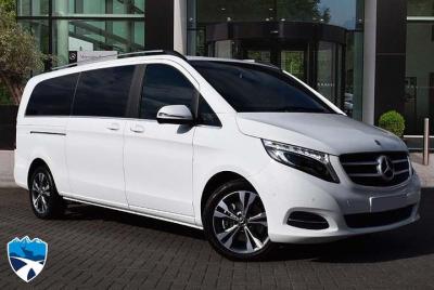 Traslado privado de lujo de Edimburgo al aeropuerto de Edimburgo