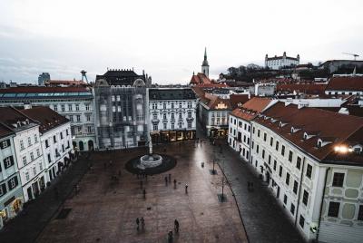 Paseo sorpresa de Bratislava con un local Paseo sorpresa de Bratislava con un local
