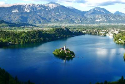 Viaje en grupo compartido al lago Bled y Ljubljana desde Koper Viaje en grupo compartido al lago Bled y Ljubljana desde Koper
