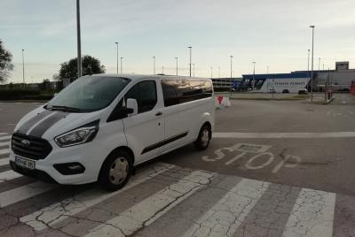 Traslado en grupos pequeños de Portorož al aeropuerto de Trieste Traslado en grupos pequeños de Portorož al aeropuerto de Trieste