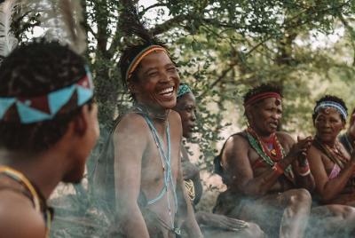 Inmersión de revitalización cultural indígena khoisan (primera na