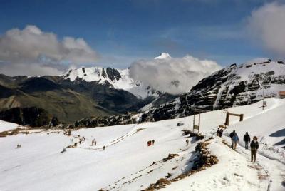 Chacaltaya y Valle De Luna. 2 por 1 tour especial