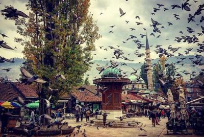 Impresionante panorama de la ciudad de Sarajevo