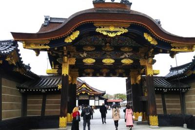 Tour a pie por el palacio imperial de Kioto y el castillo de Nijo Tour a pie por el palacio imperial de Kioto y el castillo de Nijo