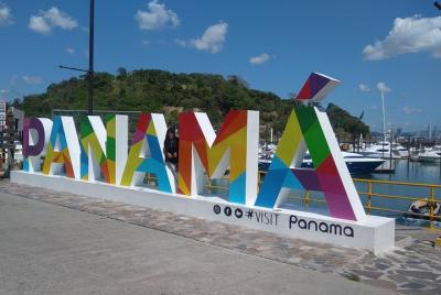 Tour Escala en Panamá: Recorrido por la ciudad y Canal de Panamá