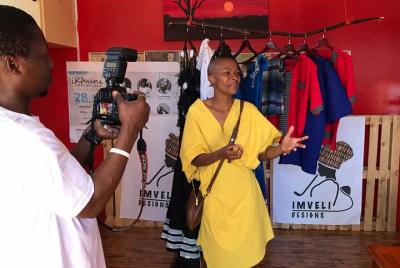 Práctica de lanzamiento de elevador: ayude a un Changemaker a per