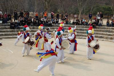 Tour por el palacio Gyeongbok y el pueblo folclórico coreano