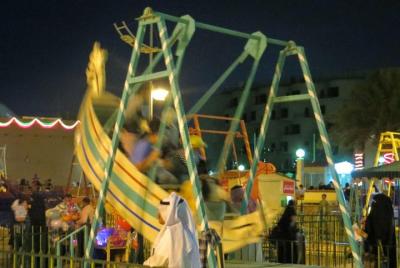 Gran mezquita de Kuwait y día de la herencia de los marineros (Yo Gran mezquita de Kuwait y día de la herencia de los marineros (Yo