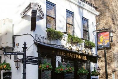 A London Mayflower Walk: tour en grupos pequeños con guía oficial A London Mayflower Walk: tour en grupos pequeños con guía oficial