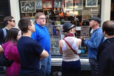 Tour privado a pie de educación en Amsterdam