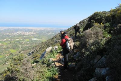 Experiencia de senderismo Giouchtas Trekking de 4 horas desde Her Experiencia de senderismo Giouchtas Trekking de 4 horas desde Her