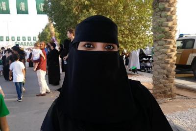 Almuerzo local con una familia saudita en su hogar en Riad Almuerzo local con una familia saudita en su hogar en Riad