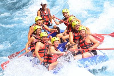 Tour de rafting