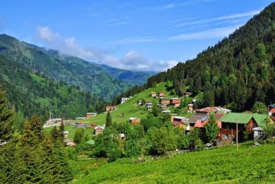 Tour privado de día completo a Ayder Plateau desde Trabzon Tour privado de día completo a Ayder Plateau desde Trabzon