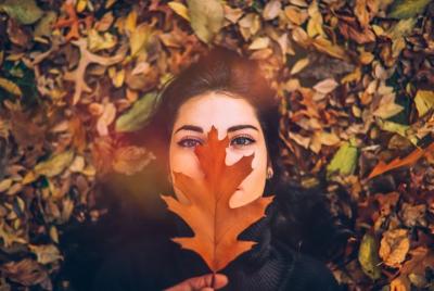 Paseo fotográfico de otoño en el bosque de Seúl