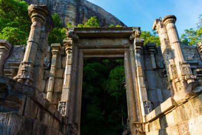 Yapahuwa Ancient Kingdom de Habarana