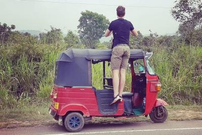 Tuk Tuk Safari (observación de elefantes con Tuk Tuk)