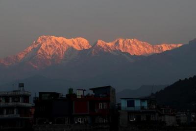Vista del amanecer Sarangkot y excursión de un día desde Pokhara
