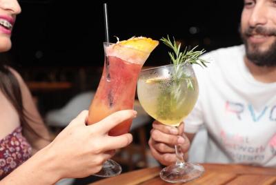 Tour nocturno de bares en Casco Antiguo