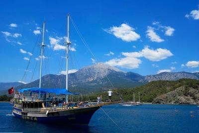Paseo en barco a Ancient Phaselis con almuerzo de Antalya Paseo en barco a Ancient Phaselis con almuerzo de Antalya