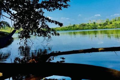 Laguna azul dodanduwa