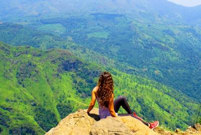 Peacock Hill, Ramboda Falls / degustación de té, comida local - A