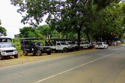 Reserva Jeep Yala Safari