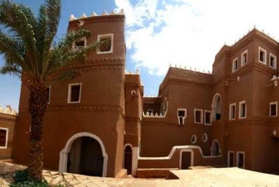 Tour de la aldea del patrimonio Tour de la aldea del patrimonio