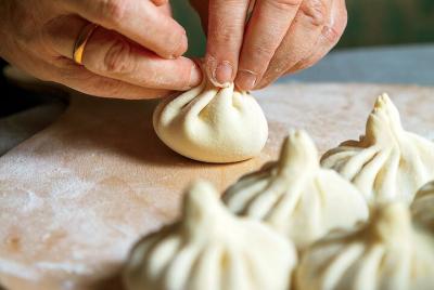 Aprenda a cocinar auténtica comida georgiana en una familia local