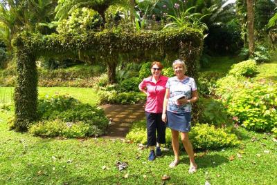 El Montreal Garden Tour con Fraser's Taxi and Tours