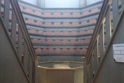 Tour privado, Una perspectiva oscura, la oscura caminata de la ci