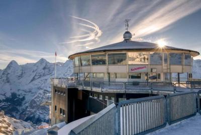 Tour privado de Schilthorn Piz Gloria (ubicación de James Bond) d Tour privado de Schilthorn Piz Gloria (ubicación de James Bond) d