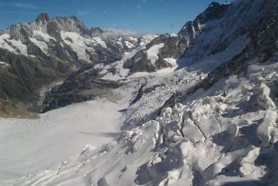 Excursión en grupo pequeño a Jungfraujoch Top of Europe desde Ber Excursión en grupo pequeño a Jungfraujoch Top of Europe desde Ber