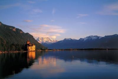 Montreux y Château de Chillon de Lausana