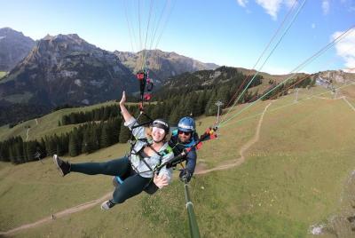 Vuelo en parapente en tándem por el Engelberg y el lago Lucerna