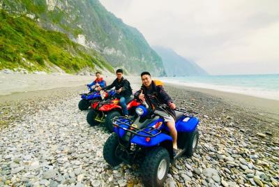 Experiencia de conducción autónoma Wild ATV