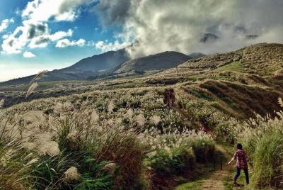 Excursión de un día en un pequeño grupo por la montaña Qixing des