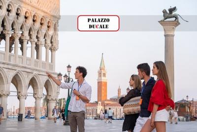 Tour a pie de Venecia: Visita guiada de la Plaza San Marco y del 