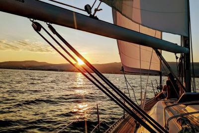 Sunset Sailing Experiencia en grupos pequeños desde Split