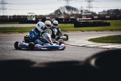 Carrera de karting Riga Go interior / exterior