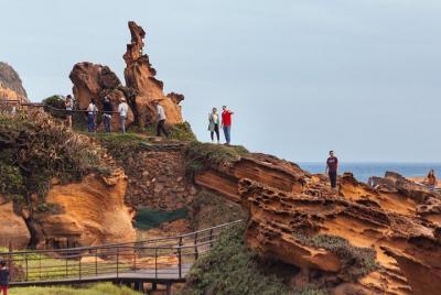 Tour privado Yehliu Geopark y visita a Jingshan