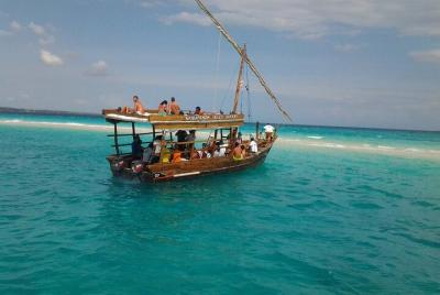 Excursión a Nakupenda y Prison Island Tour de snorkel en el mar -