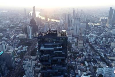 Entrada al Mahanakhon SKY WALK - Mirador más alto de Bangkok  Entrada al Mahanakhon SKY WALK - Mirador más alto de Bangkok