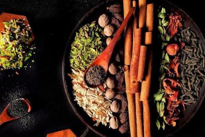 Excursión privada de medio día a las especias en las granjas de K