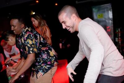 Vida nocturna y experiencia de barhop en Bangkok