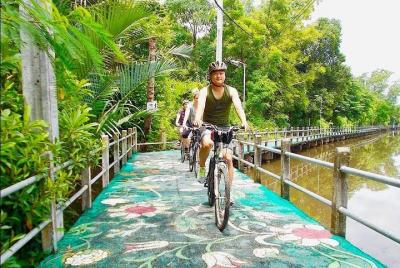 Recorrido en bicicleta por la selva verde de Bangkok